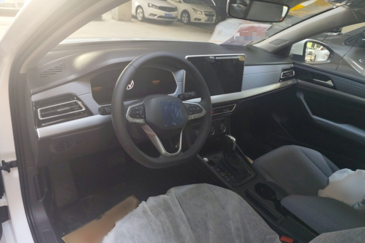 Volkswagen Lavida 2026 car image #10