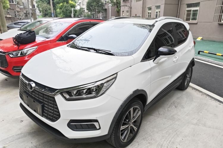 BYD Yuan New Energy 2019 immagine di auto #2