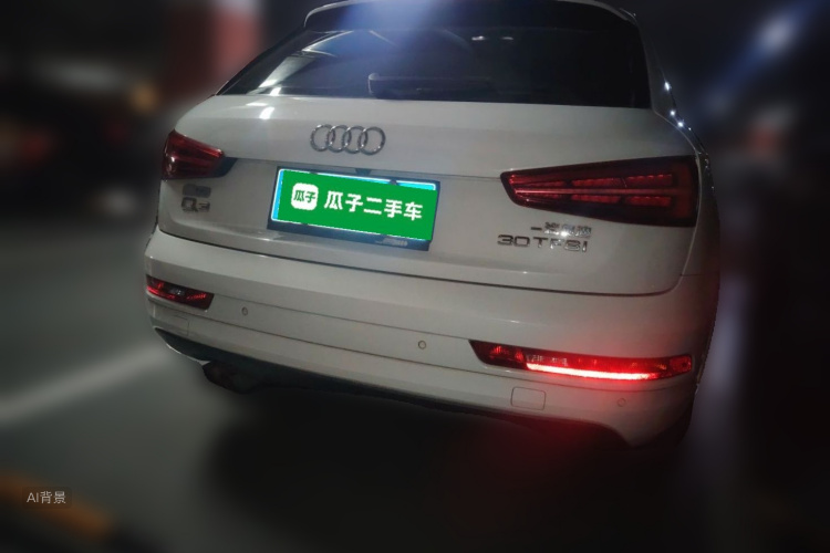 Audi Q3 2017 car image #6