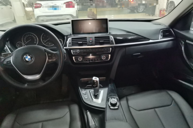BMW 3 Series 2017 #11 BMW 3 Series 2017 car image #11