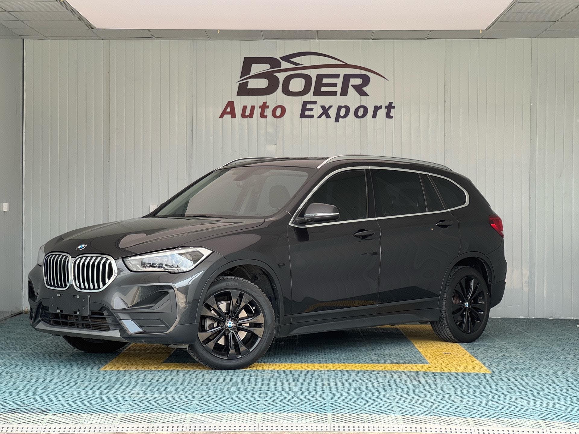 BMW X1 2021 car image 