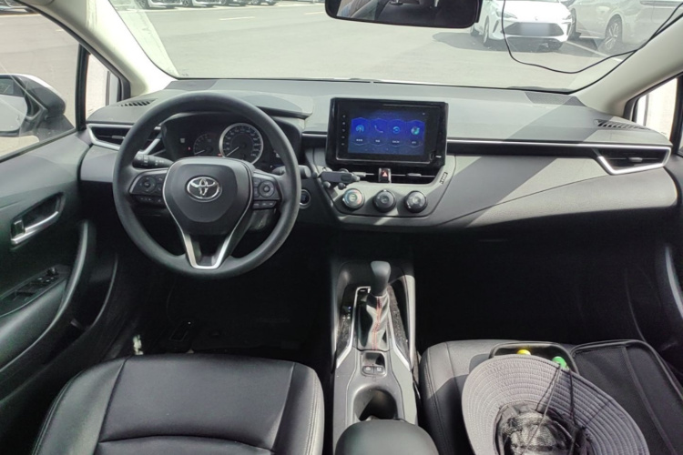 Toyota Corolla 2021 car image #11
