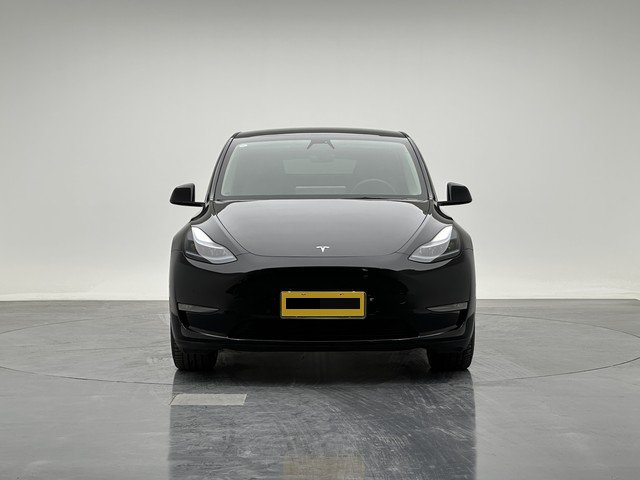 Tesla Model Y 2023 #4 Tesla Model Y 2023 car image #4