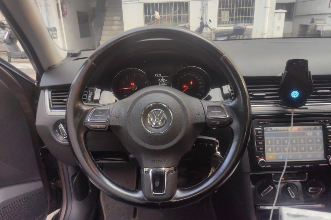 Volkswagen Bora 2015 #22 Volkswagen Bora 2015 car image #22