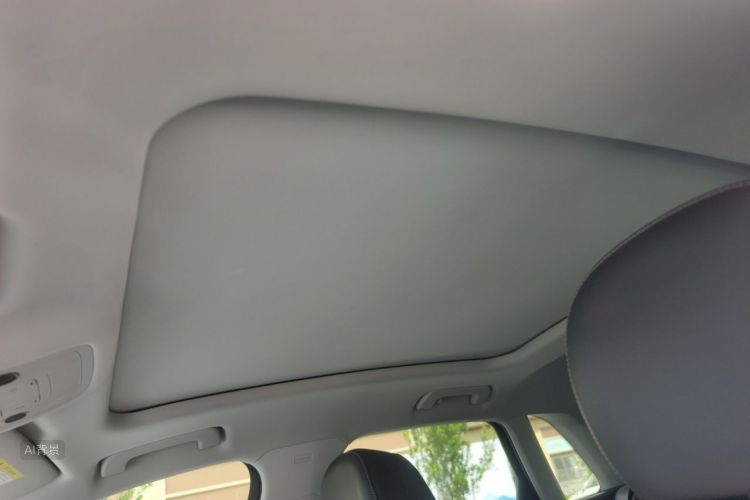 Audi Q3 2021 car image #20