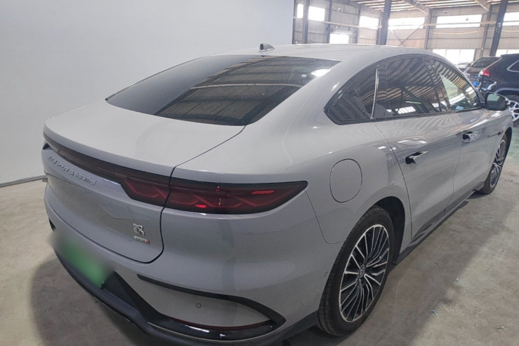 BYD Han 2025 #5 BYD Han 2025 car image #5