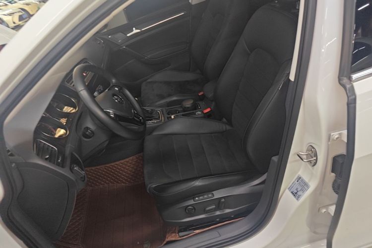 Volkswagen Golf 2017 #19 Volkswagen Golf 2017 car image #19