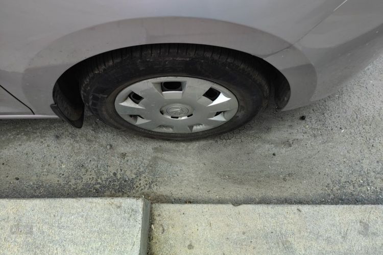 2016 immagine di auto #9