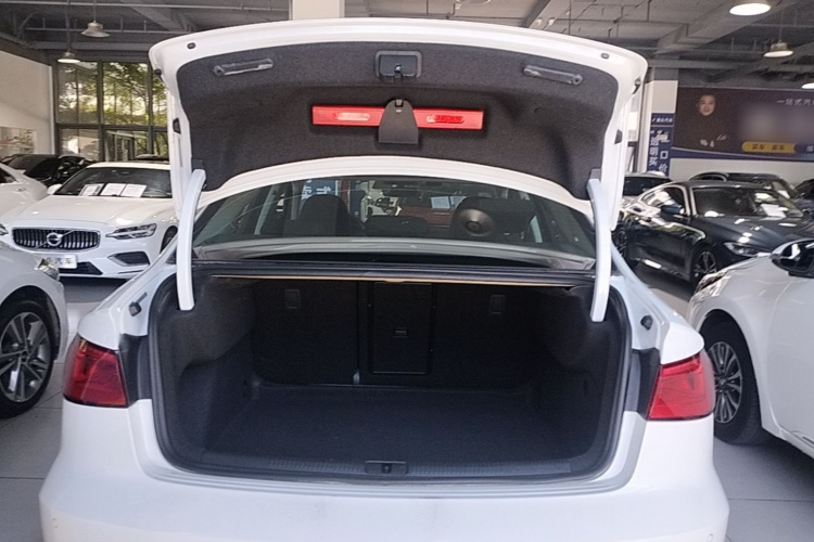Audi A3 2016 immagine di auto #21