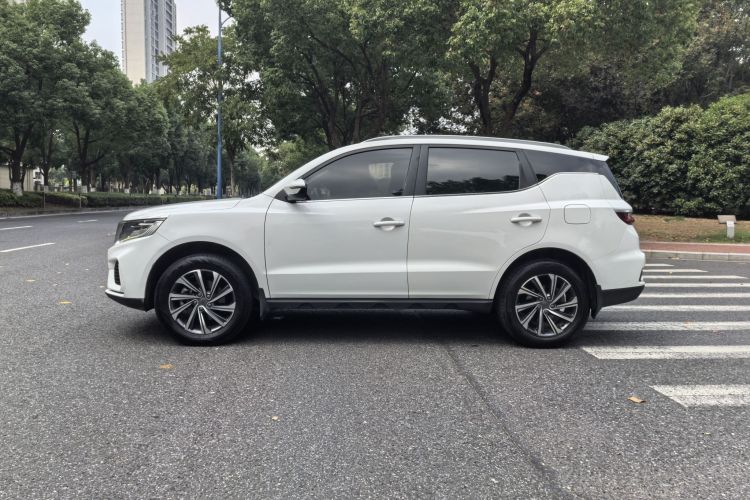 GEELY Vision X6 2019 #6 GEELY Vision X6 2019 car image #6