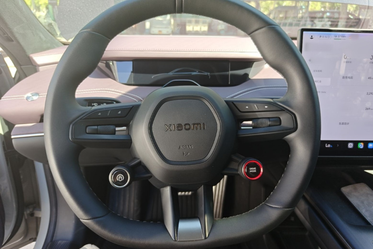MI SU7 2025 immagine di auto #15
