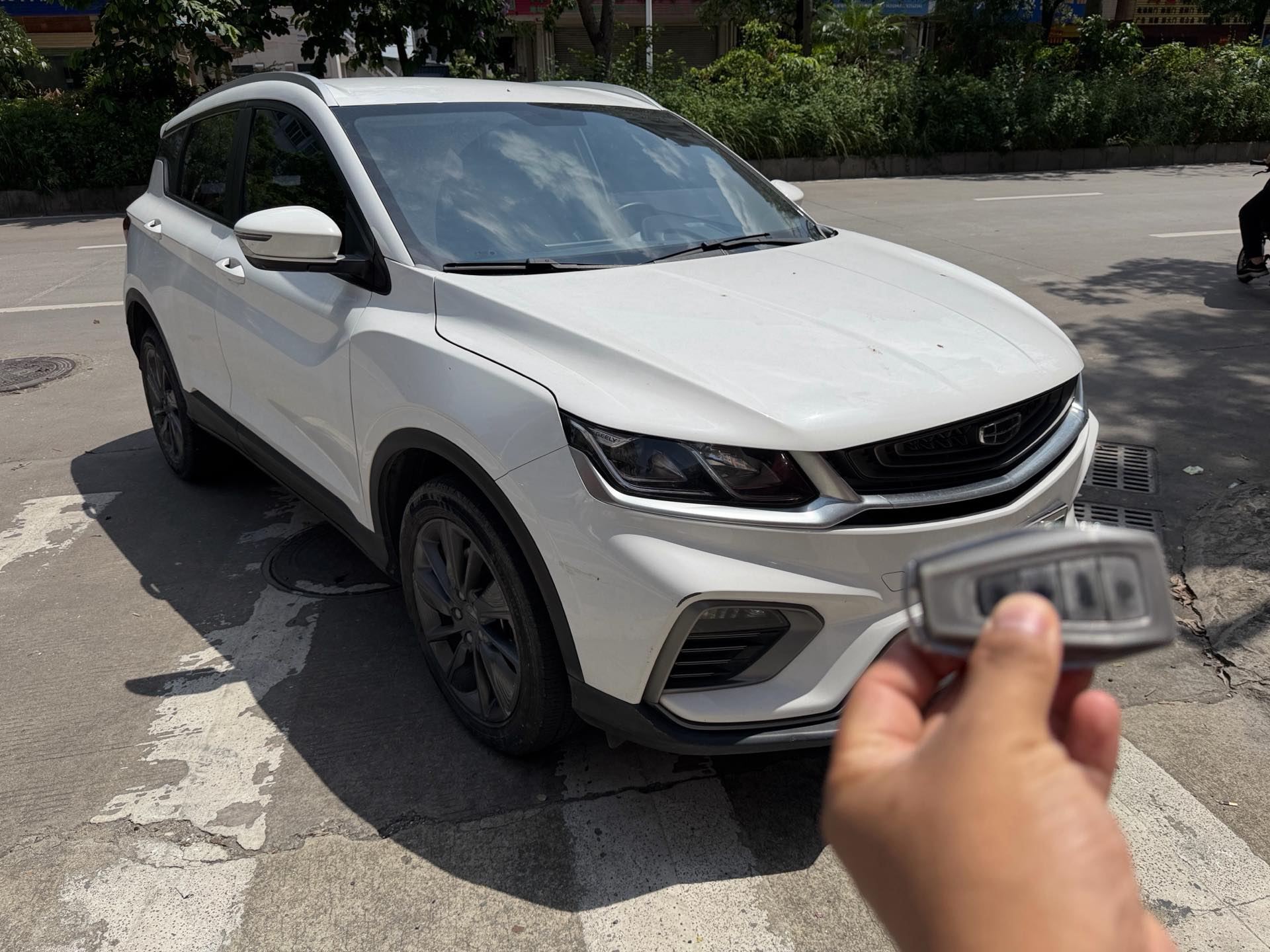GEELY Coolray New Energy 2020 #3 GEELY Coolray New Energy 2020 car image #3