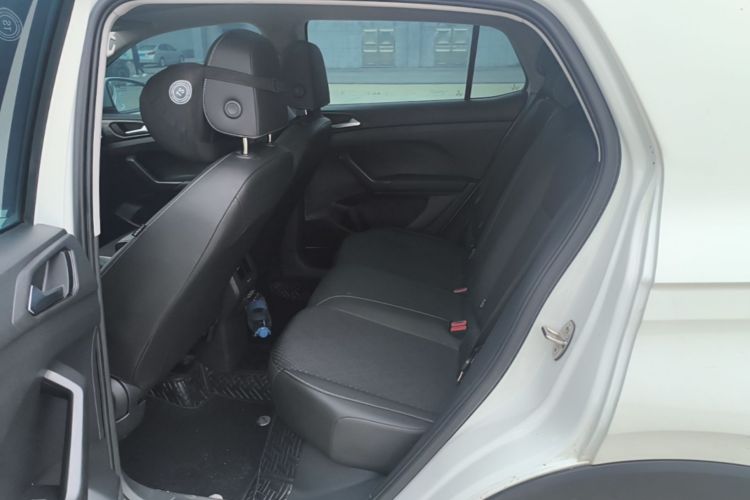 Volkswagen Tacqua 2020 immagine di auto #17
