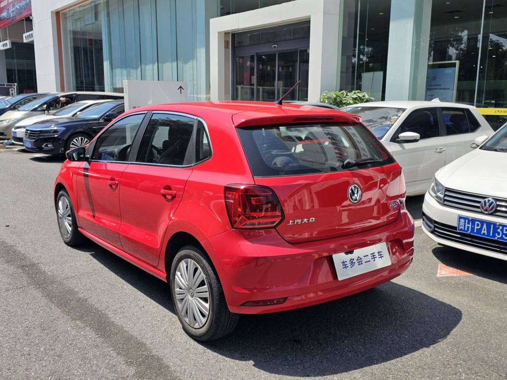 Volkswagen Polo 2016 car image #4