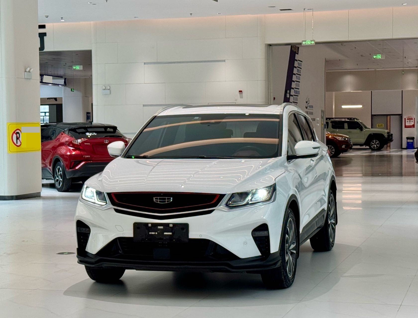GEELY Coolray 2019 GEELY Coolray 2019 car image