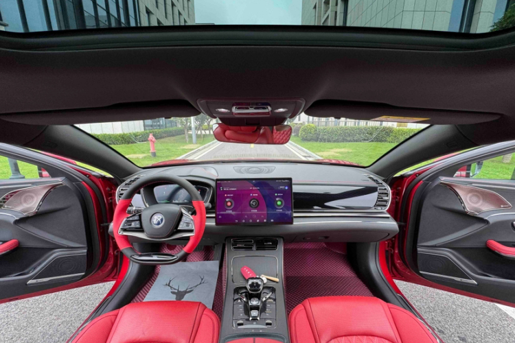 BYD Han 2021 car image #18