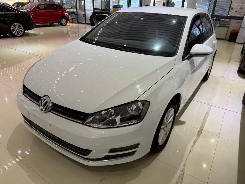 Volkswagen Golf 2015 Volkswagen Golf 2015 car image