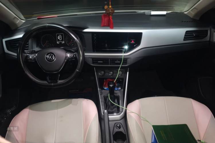 Volkswagen Polo 2022 immagine di auto #11
