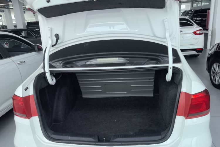 Volkswagen Santana 2016 #19 Volkswagen Santana 2016 car image #19