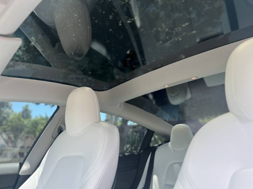 Tesla Model 3 2023 car image #14
