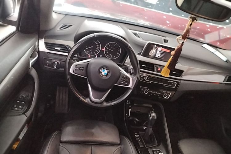 BMW X1 2016 #11 BMW X1 2016 immagine di auto #11