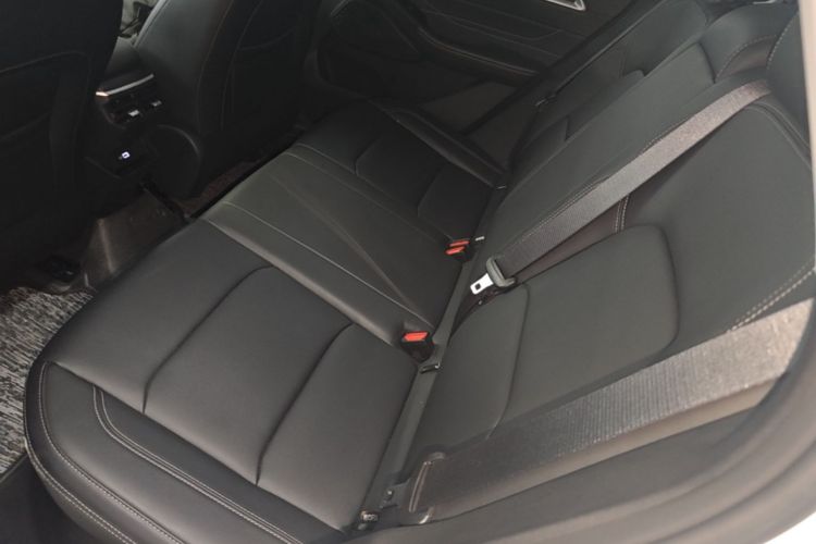 GEELY Emgrand 2025 car image #17