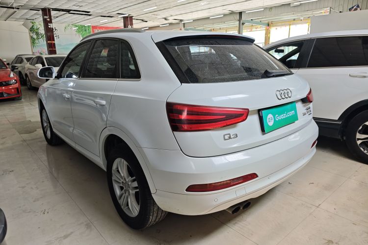 Audi Q3 2015 car image #5