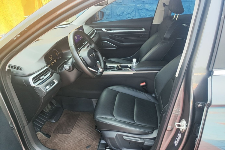 GEELY Emgrand 2023 #15 GEELY Emgrand 2023 car image #15