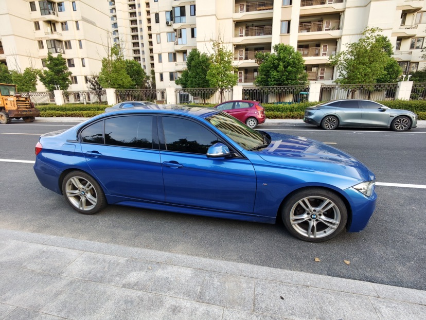 BMW 3 Series 2017 #2 BMW 3 Series 2017 car image #2
