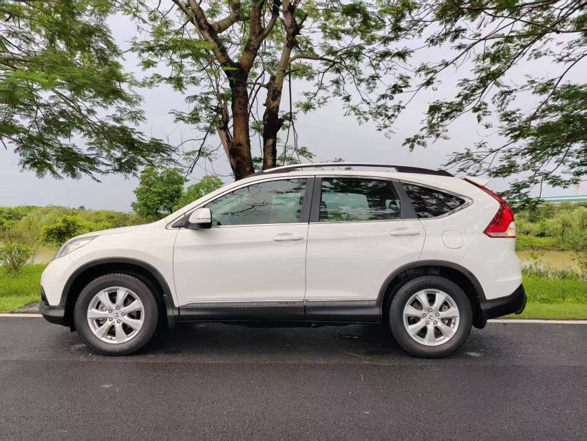 Honda CR-V 2012 car image #2
