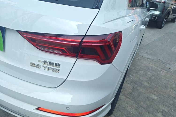 Audi Q3 2021 #8 Audi Q3 2021 car image #8
