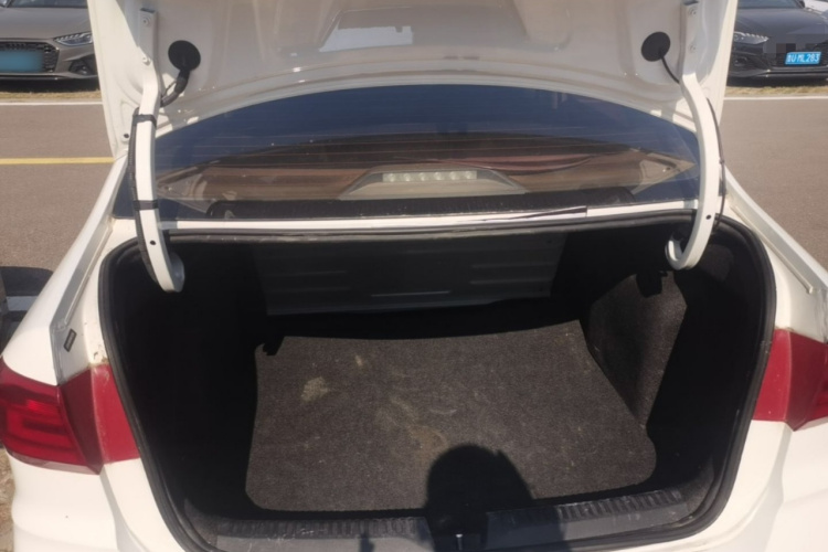 Volkswagen Santana 2019 #19 Volkswagen Santana 2019 car image #19