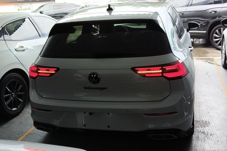 Volkswagen Golf 2023 #6 Volkswagen Golf 2023 car image #6