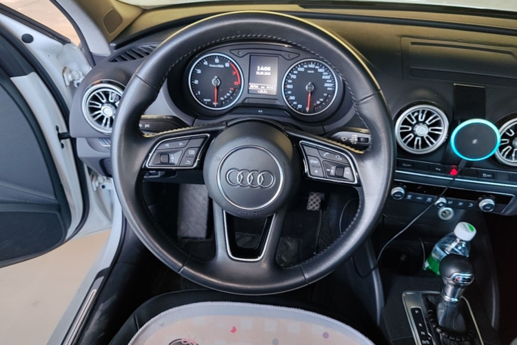 Audi A3 2020 car image #11