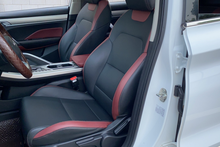 GEELY Coolray 2021 #17 GEELY Coolray 2021 car image #17