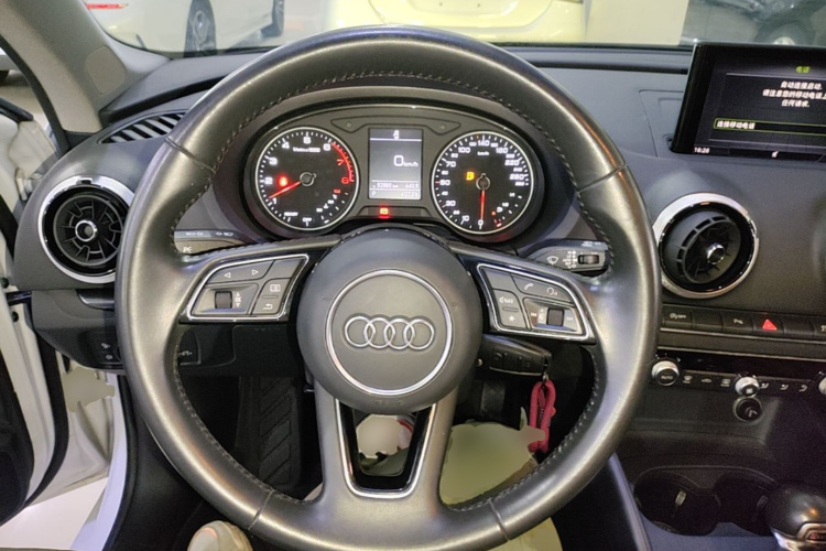 Audi A3 2019 #11 Audi A3 2019 car image #11