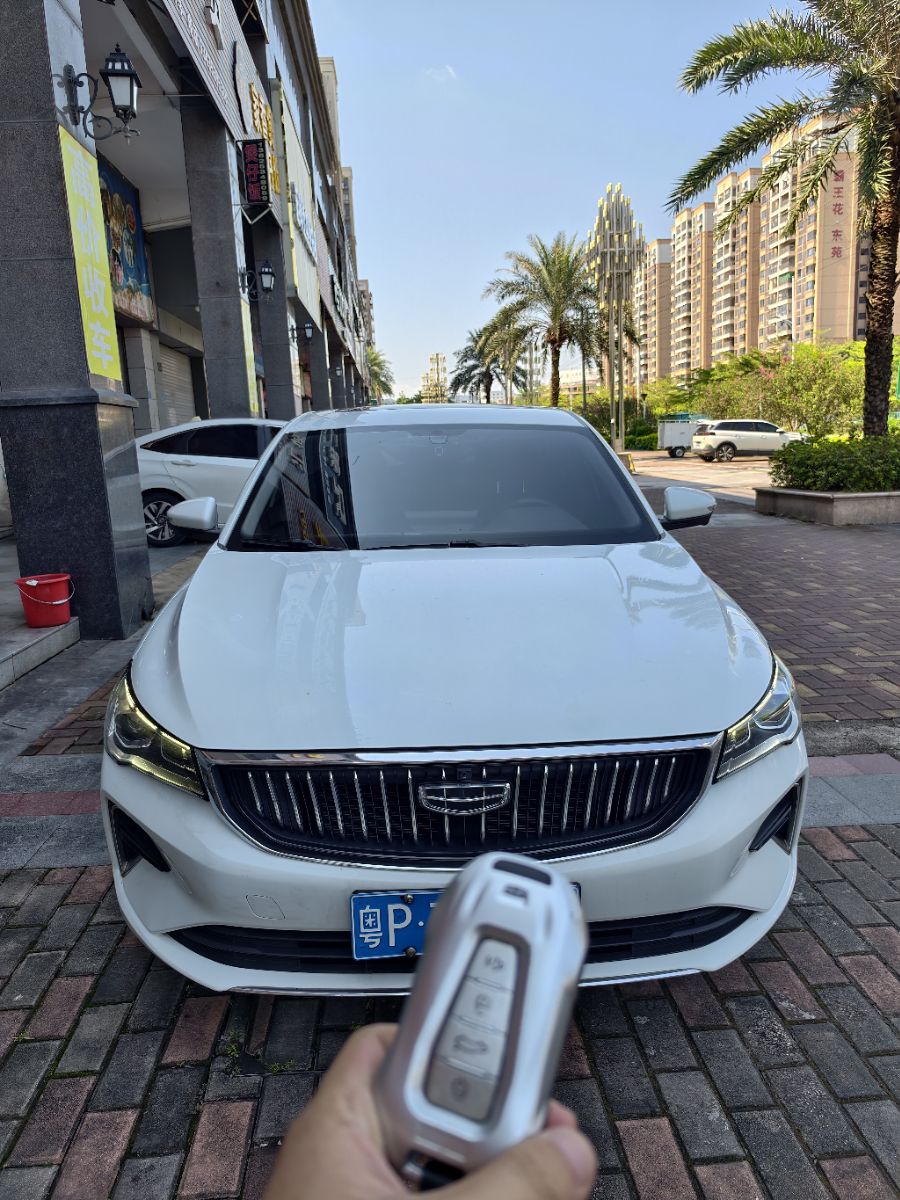 GEELY Emgrand 2021 car image #2