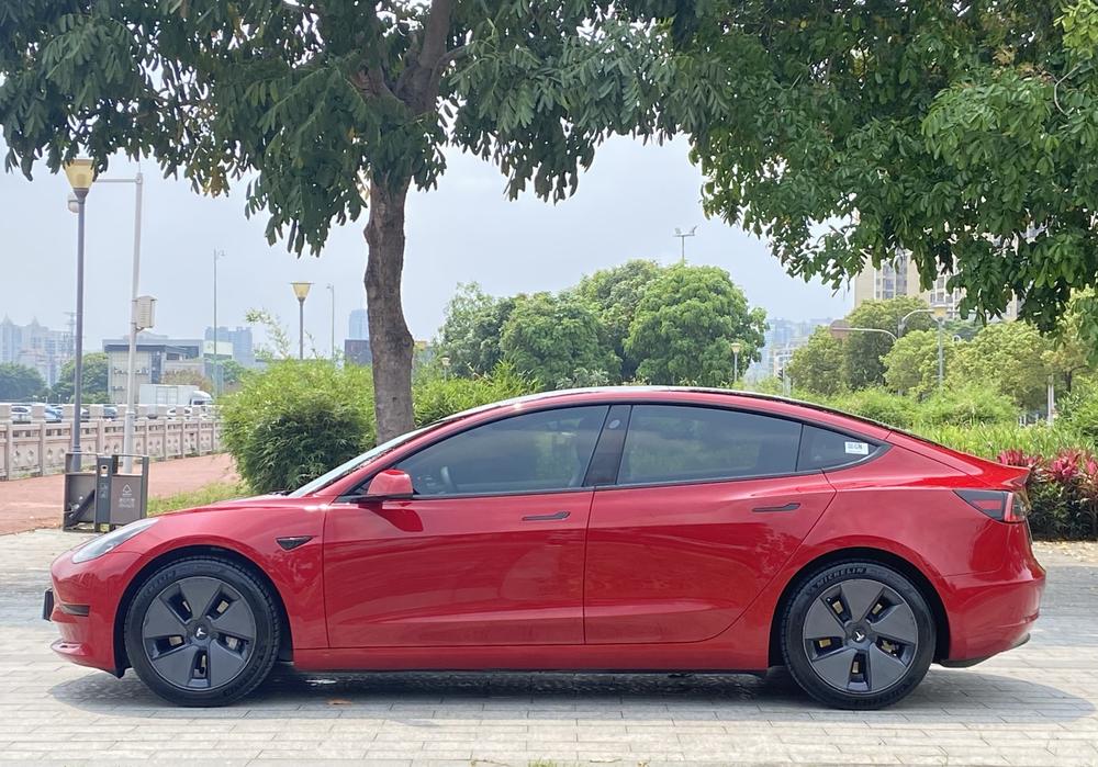 Tesla Model 3 2021 #4 Tesla Model 3 2021 car image #4