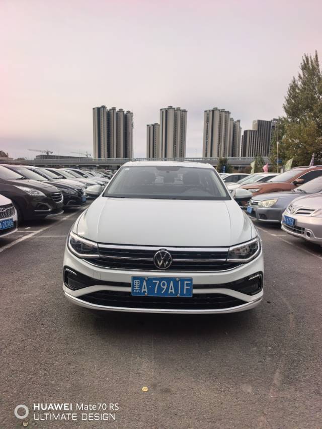 Volkswagen Bora 2024 imagen de coche #2