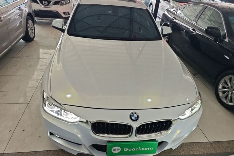 BMW 3 Series 2018 #3 BMW 3 Series 2018 car image #3