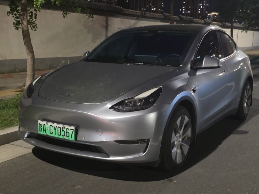 Tesla Model Y 2022 car image 