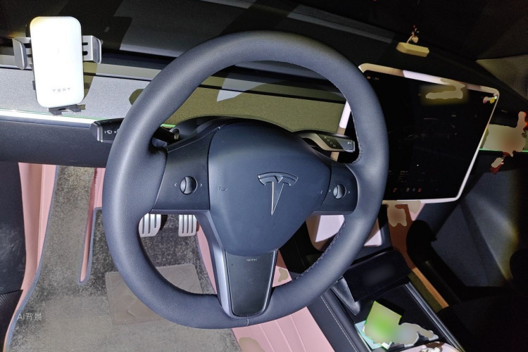 Tesla Model Y 2023 #12 Tesla Model Y 2023 car image #12