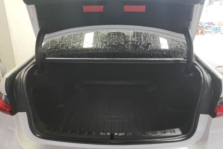 BMW 3 Series 2024 #19 BMW 3 Series 2024 immagine di auto #19