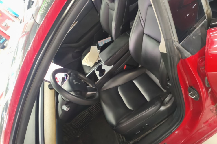 Tesla Model 3 2021 car image #15