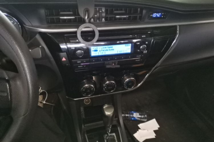 Toyota Corolla 2016 car image #13