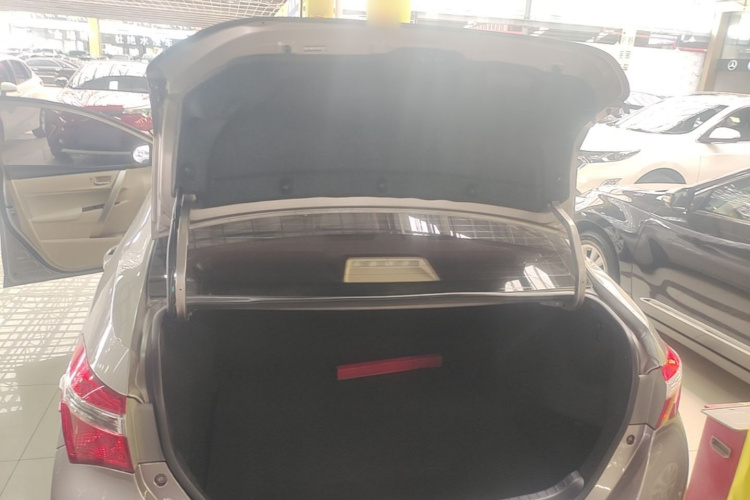 Toyota Corolla 2017 car image #19