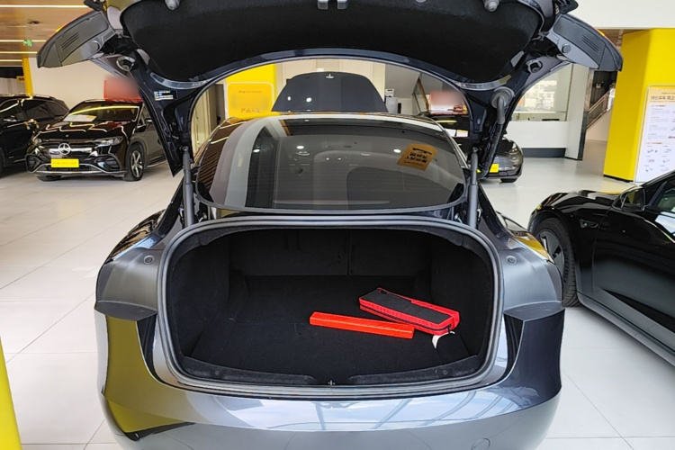 Tesla Model 3 2024 #19 Tesla Model 3 2024 car image #19