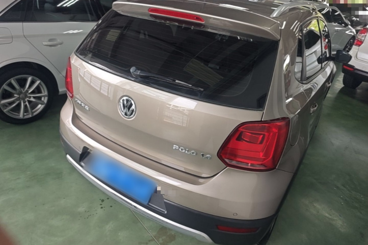 Volkswagen Polo 2015 #7 Volkswagen Polo 2015 car image #7