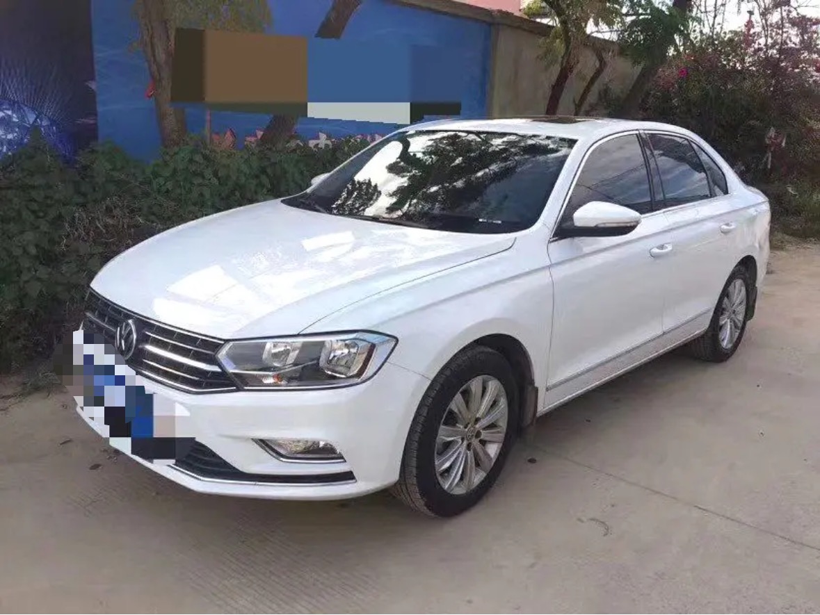 Volkswagen Bora 2016 car image 