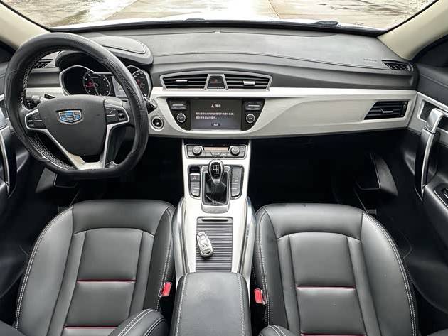 GEELY Boyue 2017 car image #5